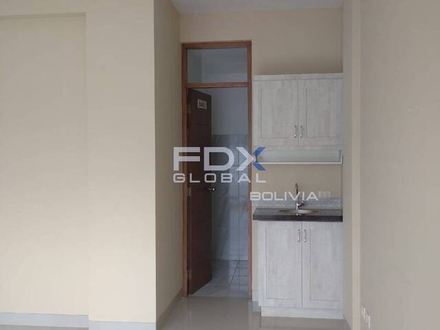 #100105-7 - Oficina para Alquiler en Cochabamba - CBA - 2
