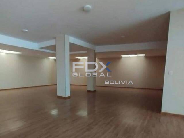 #100105-10 - Oficina para Alquiler en Cochabamba - CBA - 1