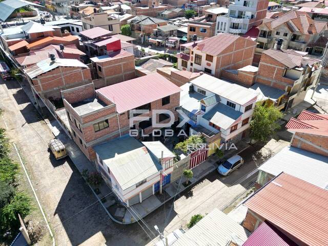 #100101-11 - Casa para Venta en Cochabamba - CBA - 2