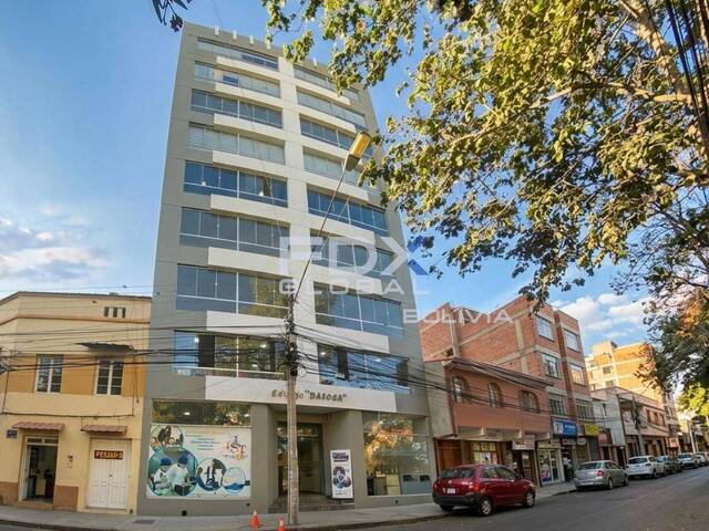 #100105-9 - Salón Comercial para Alquiler en Cochabamba - CBA - 1